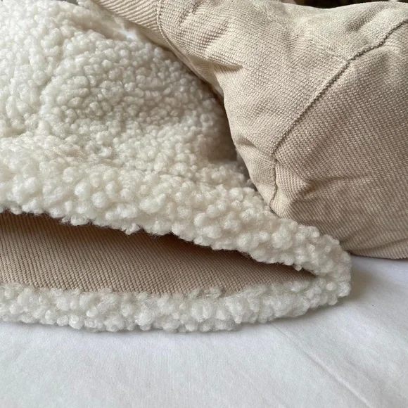 Light brown and white bucket hat - Picture 3 of 4